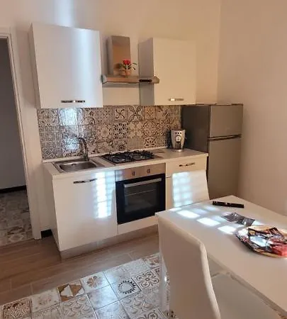 Housestation דירה *